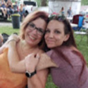 Meet your Posher, Delinda